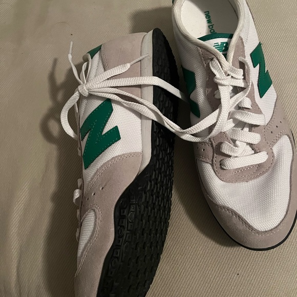 Meet your Posher, Melinna - Picture 4 of 5